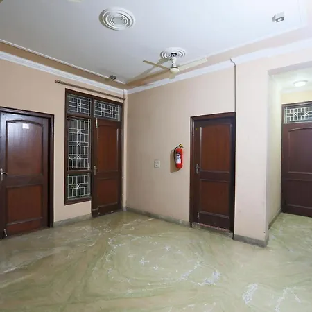 Oyo 77182 Sea Rock Hotel 3*