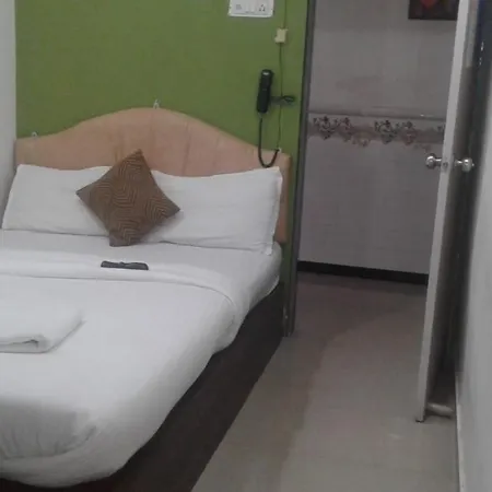 Sunrise Residency Hostel *