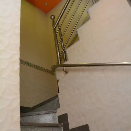 Hotel Nest And Rest Mumbai