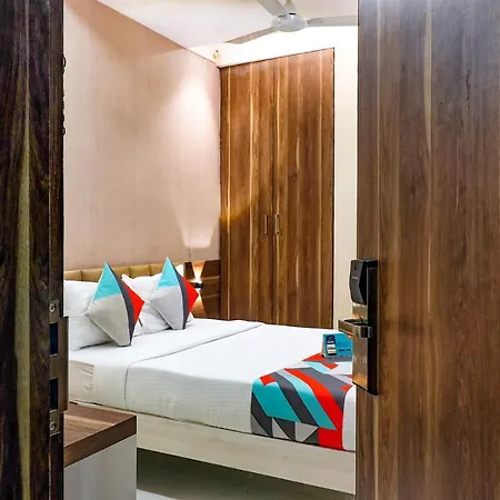 Fabhotel Grand Heritage - Nr Bkc Hotel