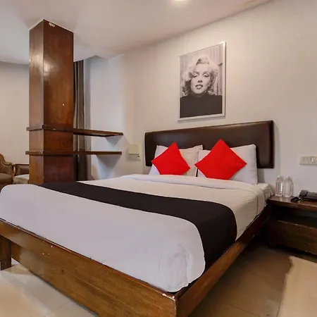 Capital O 77295 Bansidhar Bhuvan 3*