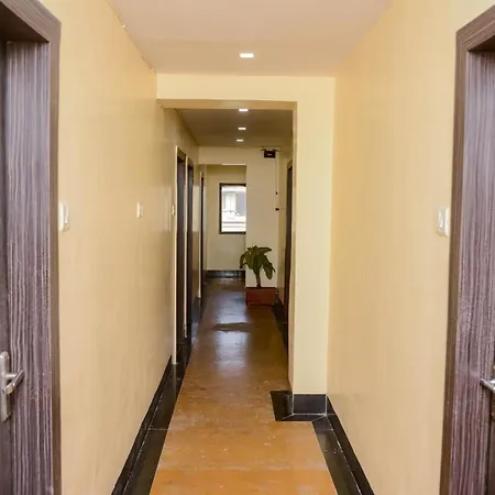 New Shalimar Hotel 2*