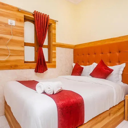 Hotel Aman Near Cst