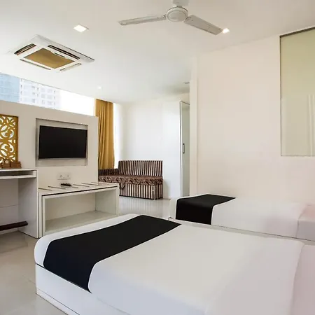 Hotel Capital O 35557 Aura 3*