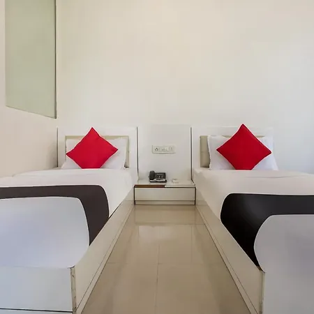 Hotel Capital O 35557 Aura