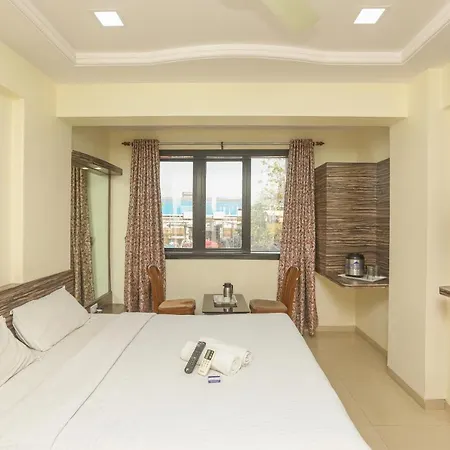 Mid Town Hotel 2*