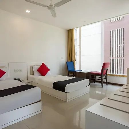 Hotel Capital O 35557 Aura
