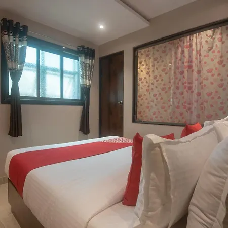 Oyo 41605 Prince Palace Hotel Mumbai