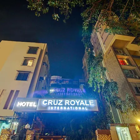 Hotel Treebo Cruz Royale Santacruz West Mumbai