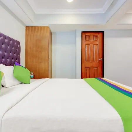 Hotel Treebo Cruz Royale Santacruz West Mumbai