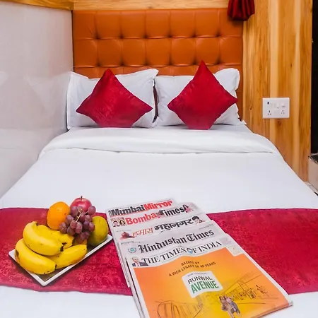 Hotel Aman Near Cst