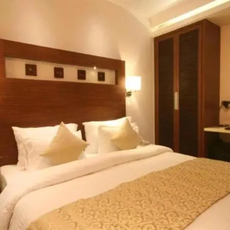 Suncity Premiere, Near To Airport 3*