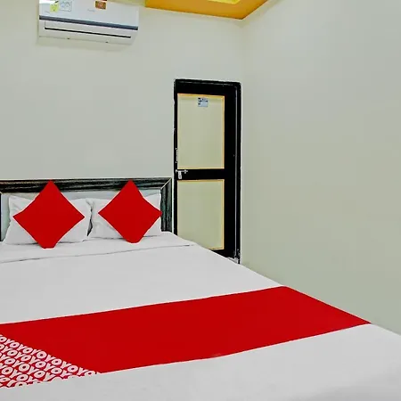 Hotel Sai Leela Residency 2*