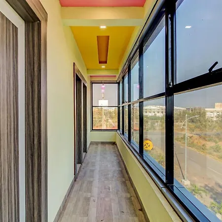 Sai Leela Residency Hotel 2*