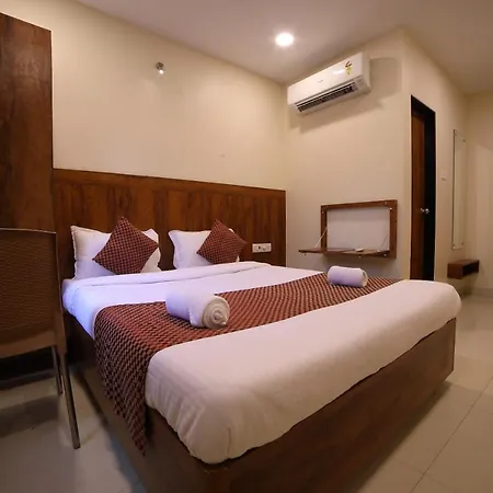 Hotel Oyo 8757 Prakash