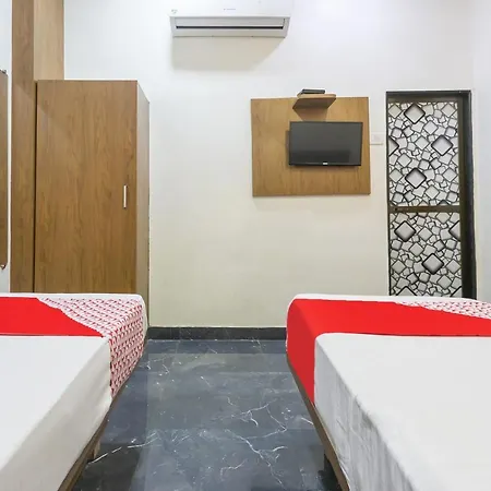 Hotel Oyo 77827 The New Balaji Residency