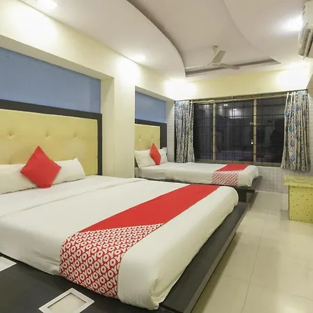 Oyo76492 Hotel Sai Leela Grand Hotel 3*
