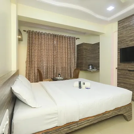 Hotel Mid Town 2*