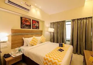 Capital O4482 Ascot International Hotel