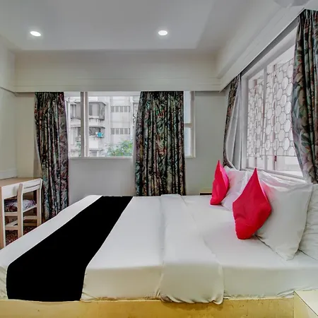 Capital O 76484 Balwas International Hotel 3*