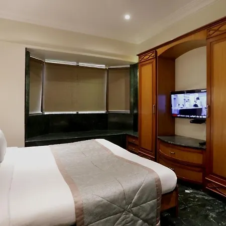Hotel Sai Leela