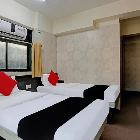 Capital O 79386 Hotel Emirates Hotel Mumbai