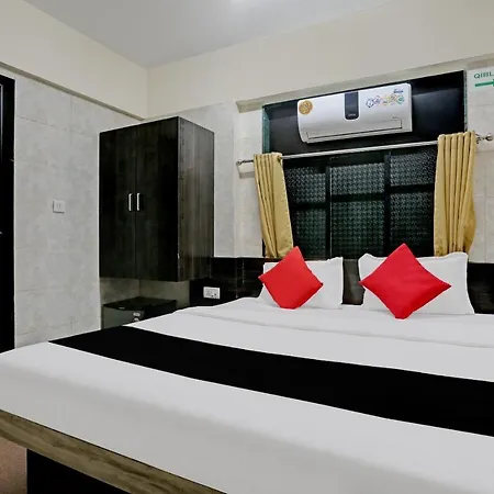 Hotel Capital O 79386 Hotel Emirates Mumbai