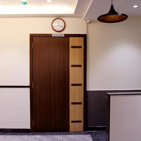 Fabhotel Saineel 3*