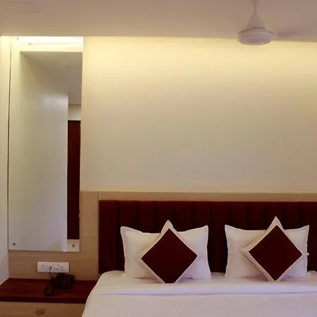 Fabhotel Saineel 3* Mumbai