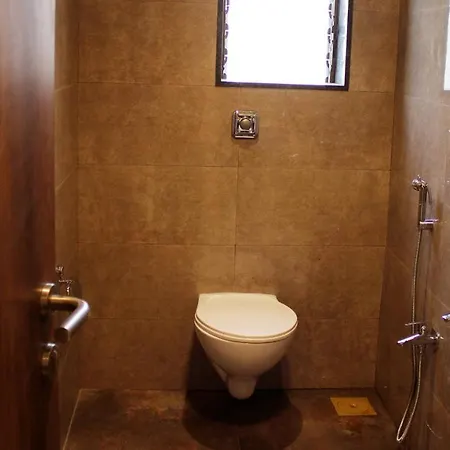 Fabhotel Saineel 3*