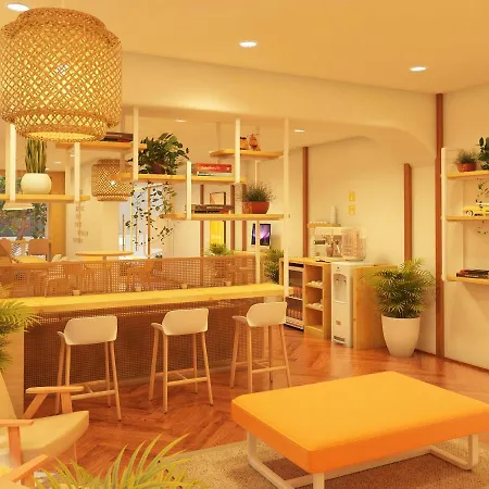 Bloom - Juhu 4*