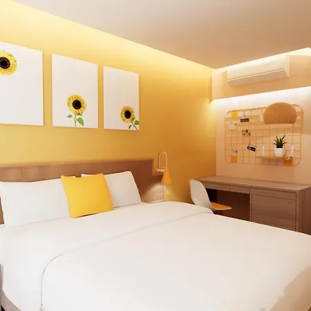 Hotel Bloom - Juhu