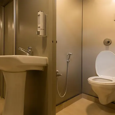 Mayura Aureole Coliving Hostel *