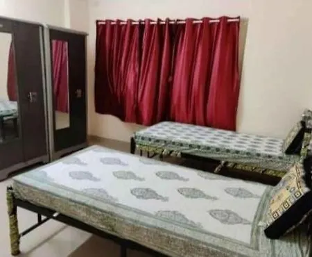 Hostel Oxotel Male Paying Guest *