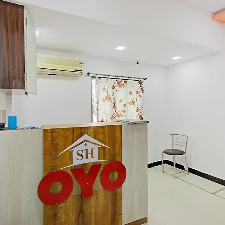 Oyo 81092 Hotel Simla House Hotel