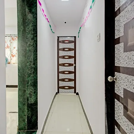 Oyo 81092 Hotel Simla House 3* Mumbai