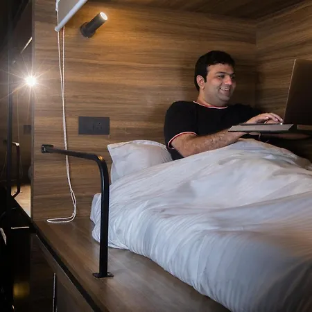 Mayura Aureole Coliving Hostel Mumbai