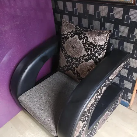 Bandra Only For Indian Male Hostel