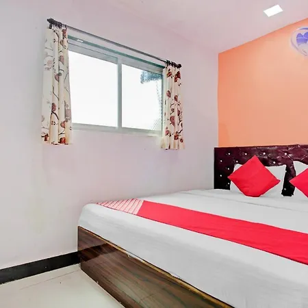 Oyo 81092 Hotel Simla House 3*