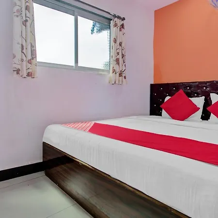 Hotel Oyo 81092 Hotel Simla House