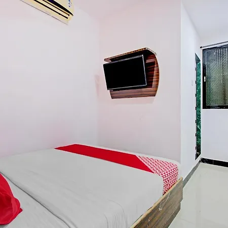 Hotel Oyo 81092 Hotel Simla House