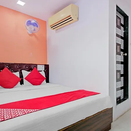 Oyo 81092 Hotel Simla House 3* Mumbai