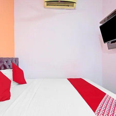 Hotel Oyo 81092 Hotel Simla House Mumbai