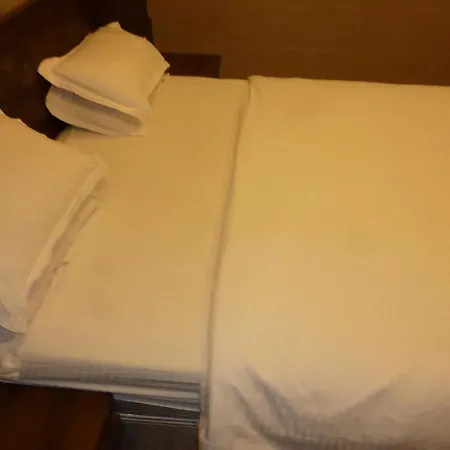 Orient Palace Hotel 2*