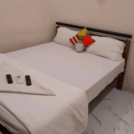 Redhouse Hostel