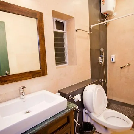 Hotel Royal Ns *