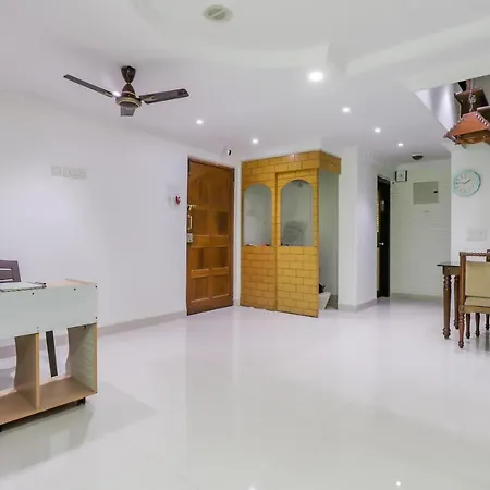 Oyo 79583 Seven Sun Guest House Hotel 3*