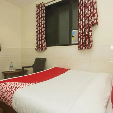 Hotel Vaccinated Staff - Oyo 24430 Hotel Baldev Palace 3*