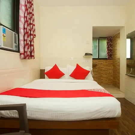 Vaccinated Staff - Oyo 24430 Hotel Baldev Palace Hotel 3*