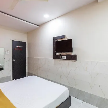 Hotel Amrapali Lodging And Boarding